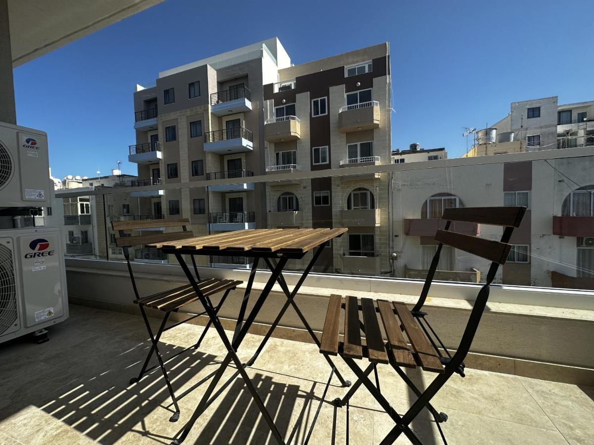 Qawra Holiday Apartment St. Paul's Bay Esterno foto